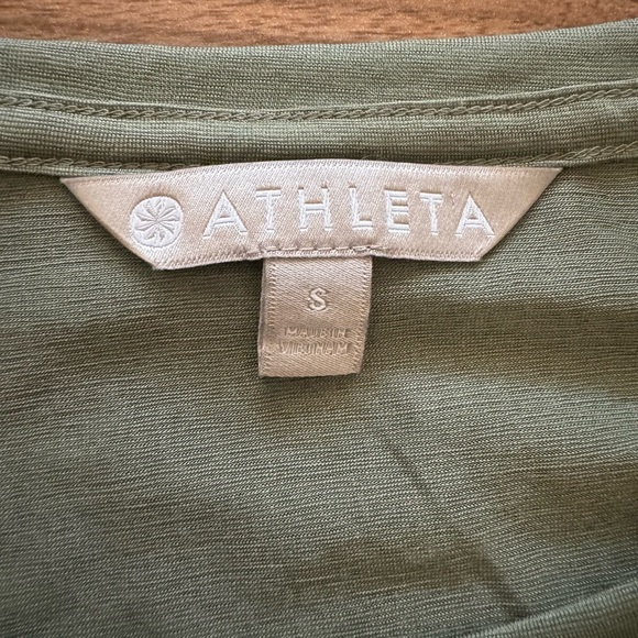 Athleta top - Picture 2 of 3